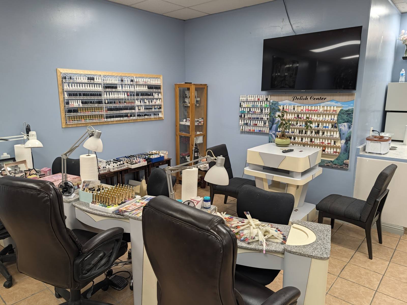 Manicure stations and gel polish center at T & T Nails, Bellingham, WA